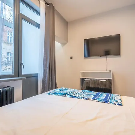 아파트 Stylish 2bdrm In The Very Heart Of *