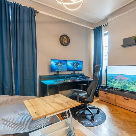 아파트 Stylish 2bdrm In The Very Heart Of