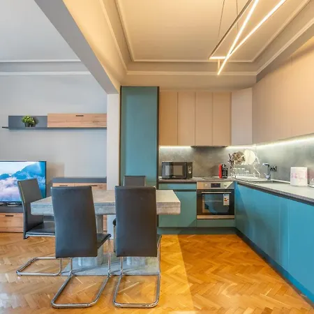 Stylish 2bdrm In The Very Heart Of * 소피아
