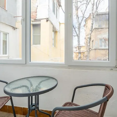 Lägenhet Stylish 2bdrm In The Very Heart Of