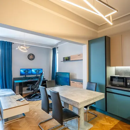 아파트 Stylish 2bdrm In The Very Heart Of
