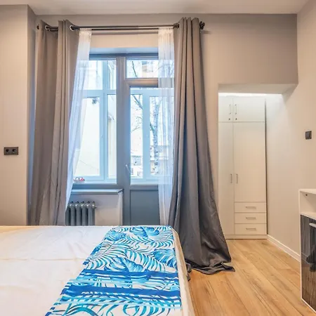 아파트 Stylish 2bdrm In The Very Heart Of