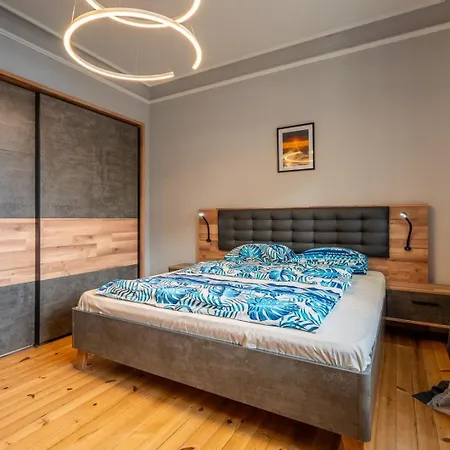 아파트 Stylish 2bdrm In The Very Heart Of